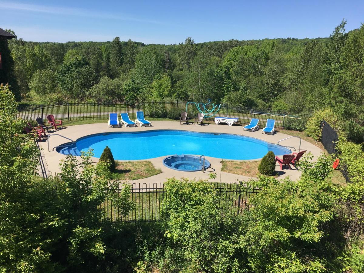 Condo Hotel Magog Orford Esterno foto